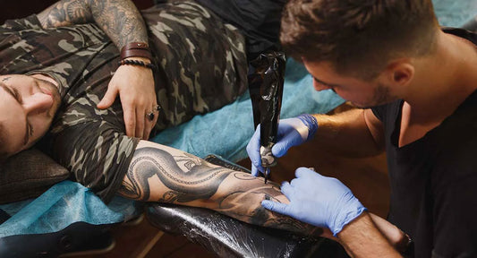 Detailed Tutorials on Handling the Tattoo Machine for Different Effects.